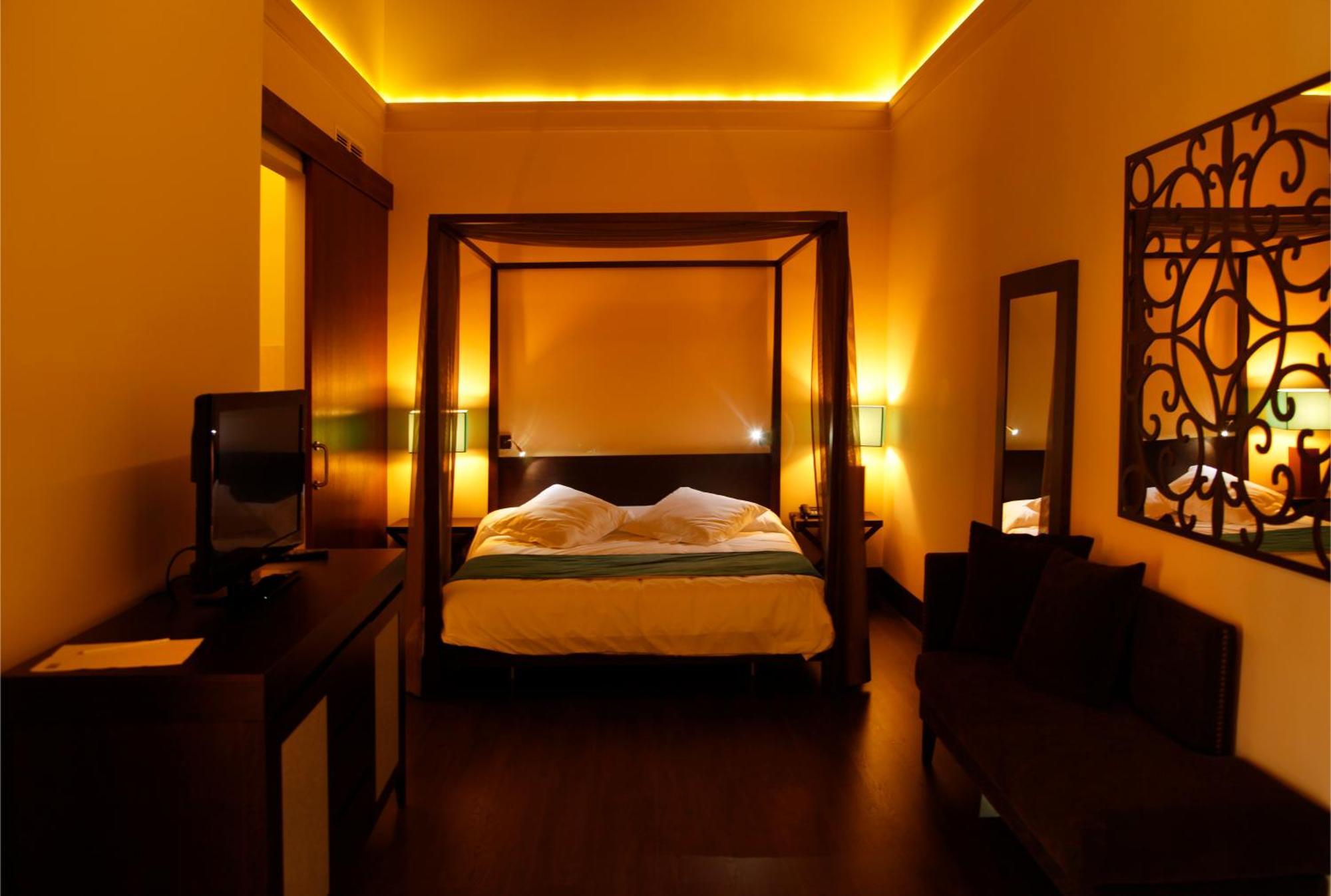 Hotel Spa Martin El Humano Сегорбе Екстериор снимка