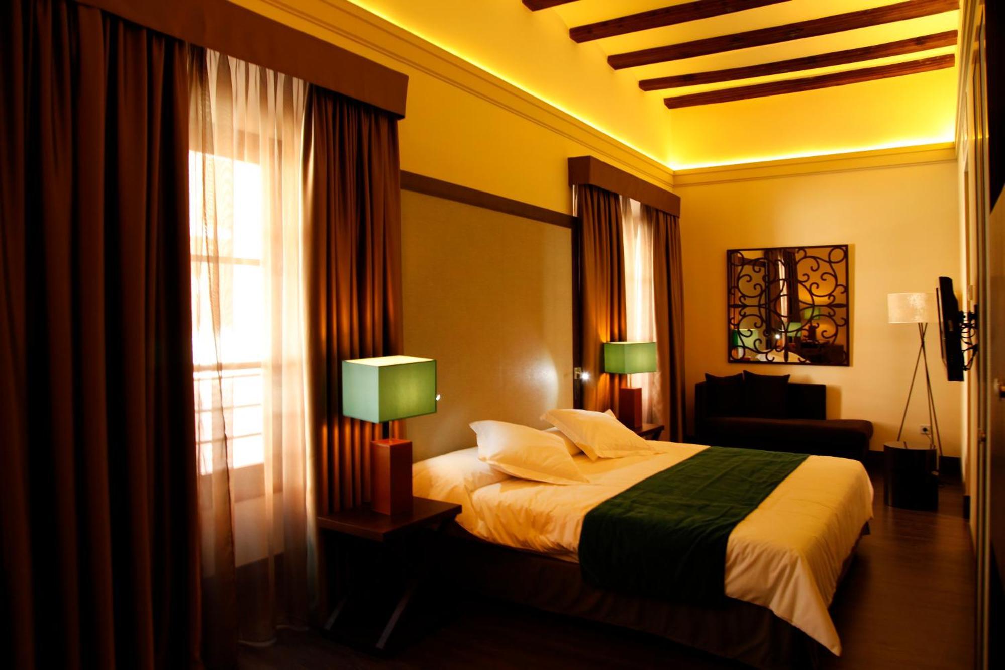 Hotel Spa Martin El Humano Сегорбе Екстериор снимка
