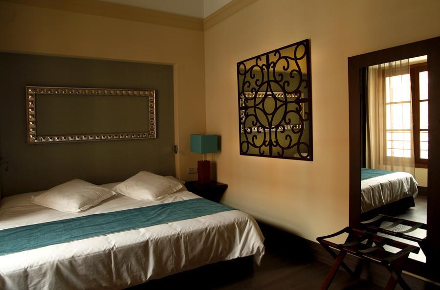 Hotel Spa Martin El Humano Сегорбе Стая снимка